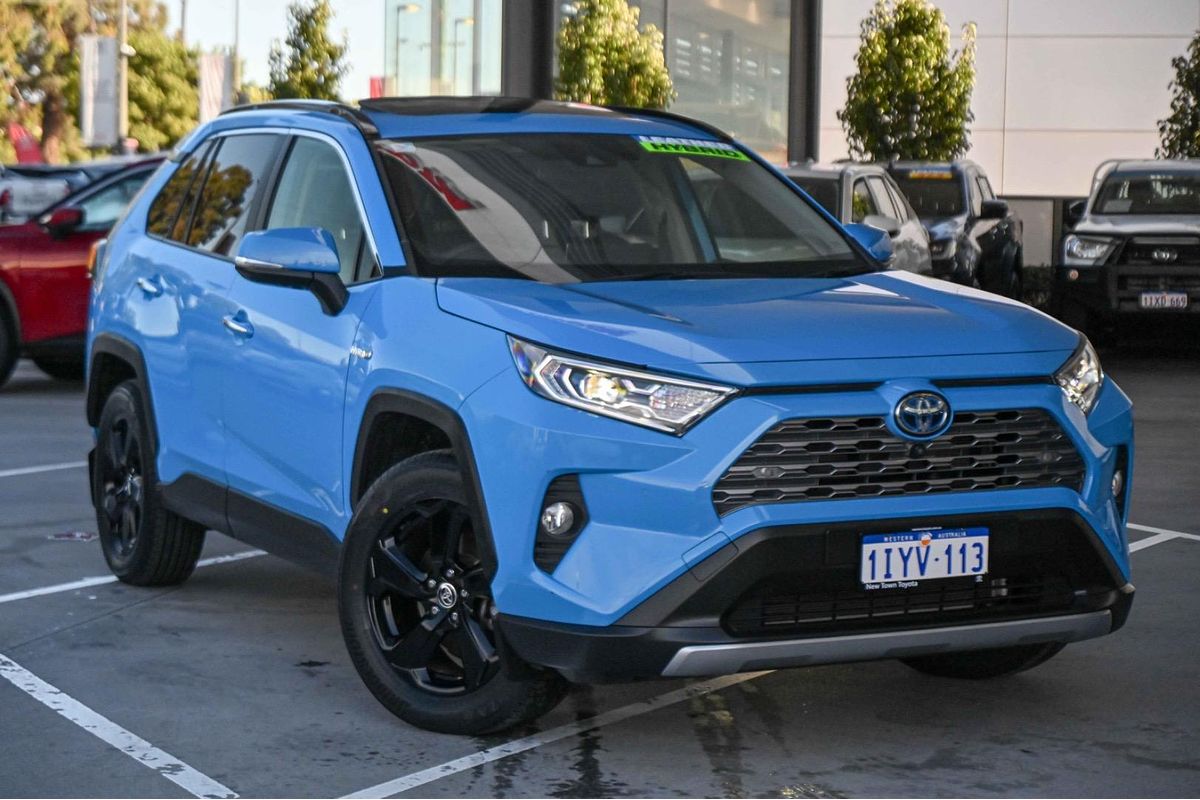 2020 Toyota RAV4 Cruiser AXAH52R