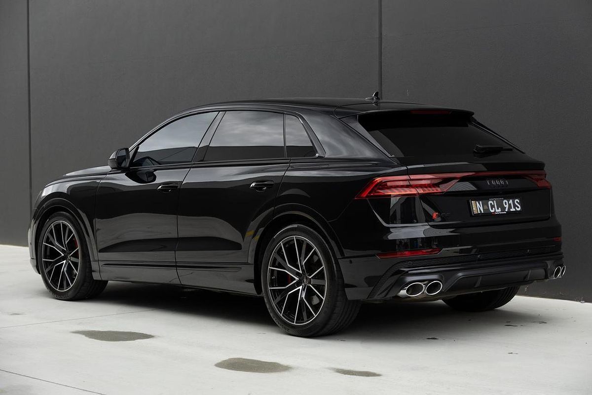 2023 Audi SQ8 TFSI F1