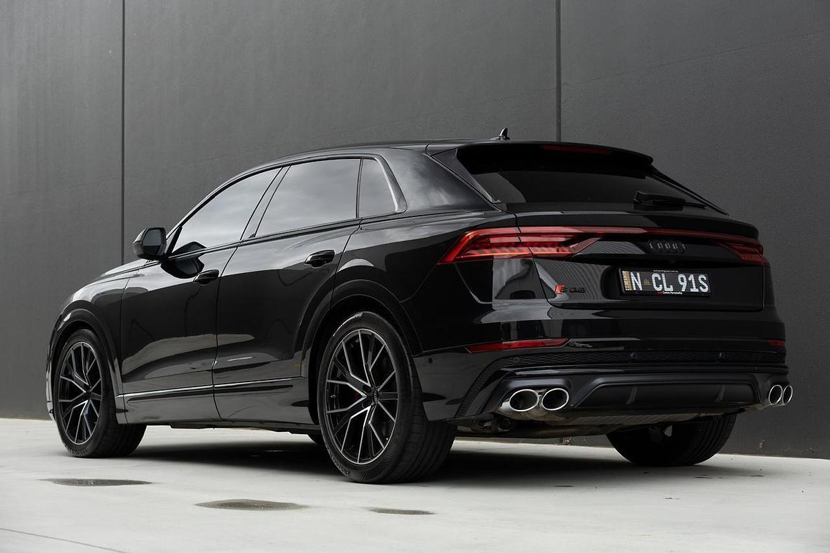 2023 Audi SQ8 TFSI F1
