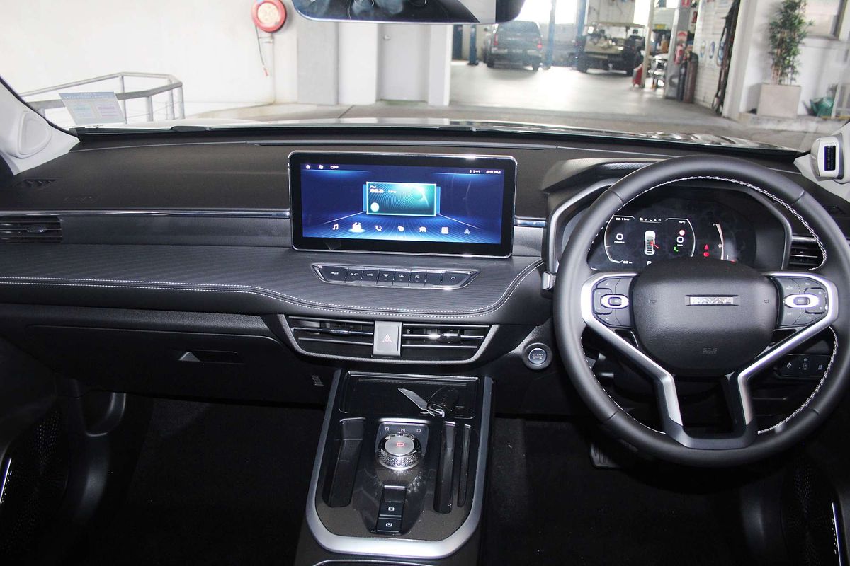 Jolion Pro Luxury Auto 4x2 Hybrid
