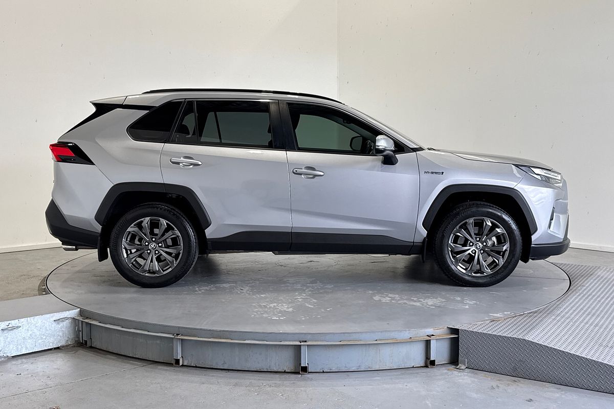 2024 Toyota RAV4 GXL AXAH54R