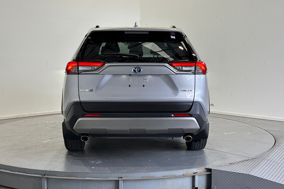 2024 Toyota RAV4 GXL AXAH54R