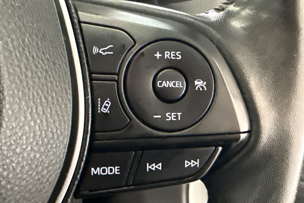 2024 Toyota RAV4 GXL AXAH54R