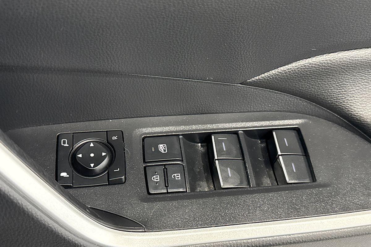 2024 Toyota RAV4 GXL AXAH54R