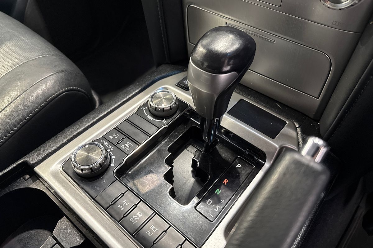 2020 Toyota Landcruiser VX VDJ200R