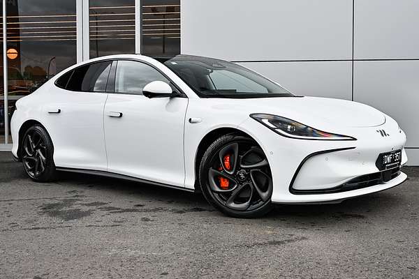 2025 MG IM5 Platinum P12L