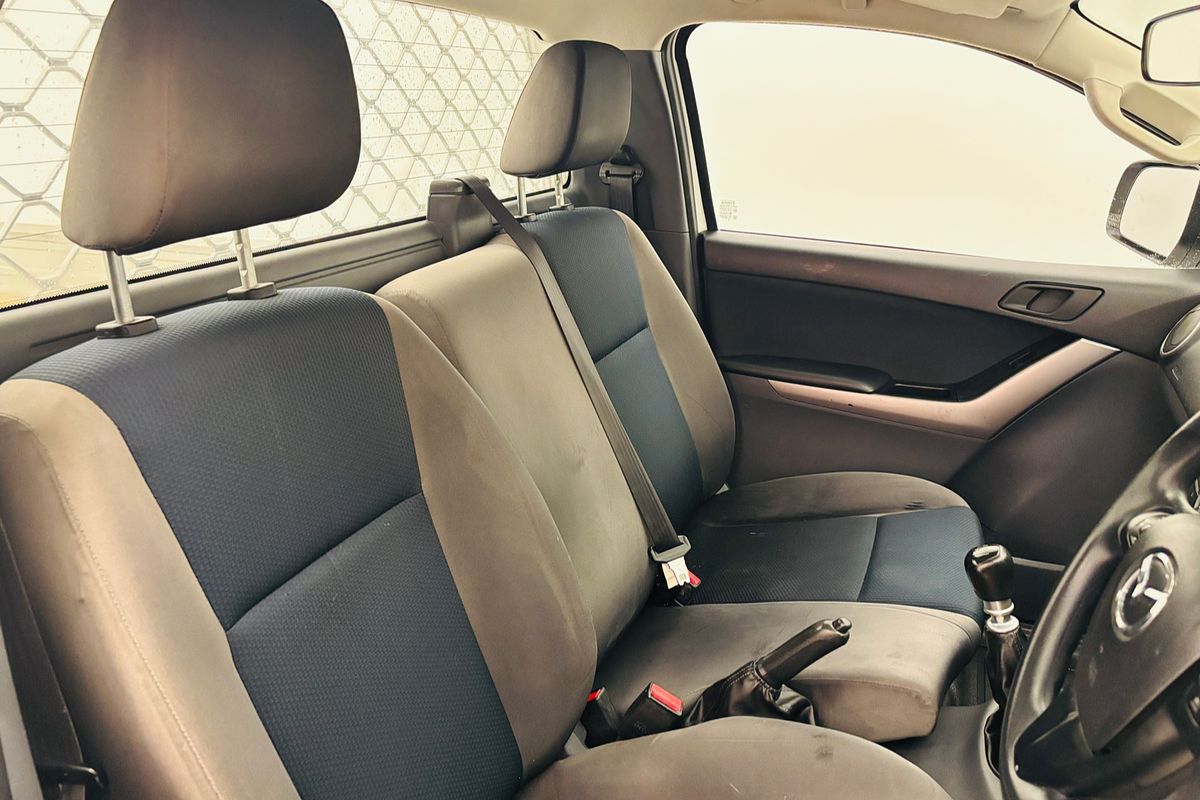2015 Mazda BT-50 R 6M 3.2L SINGLE C/CH XT 4X2