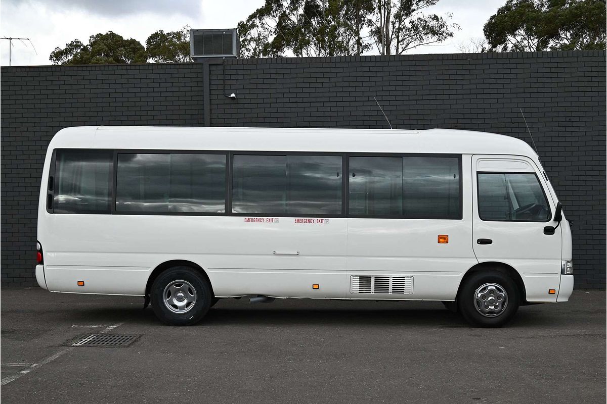 2010 Toyota Coaster XZB50R