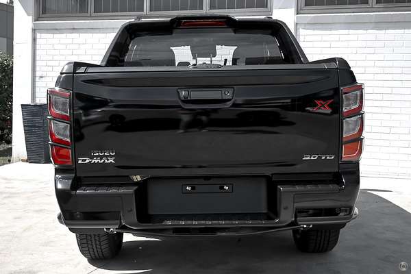 2025 Isuzu D-MAX X-TERRAIN 4X4 thumb-2
