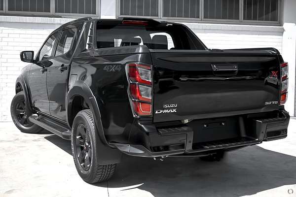 2025 Isuzu D-MAX X-TERRAIN 4X4 thumb-3