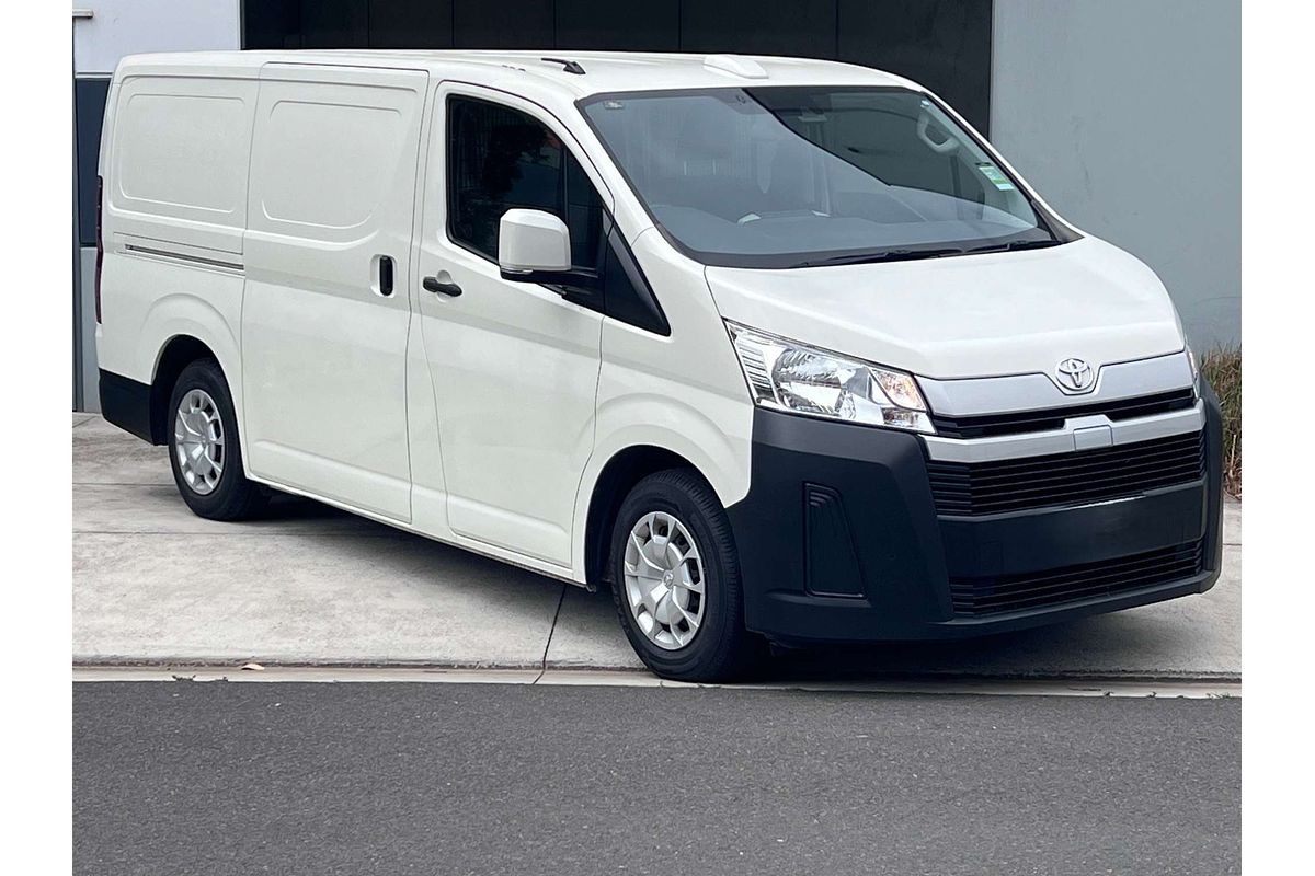 2022 Toyota Hiace GDH300R LWB