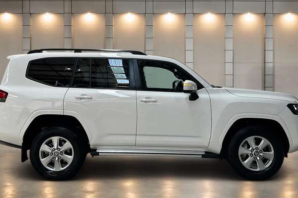2024 Toyota Landcruiser GXL FJA300R