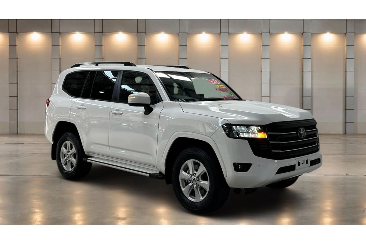 2024 Toyota Landcruiser GXL FJA300R