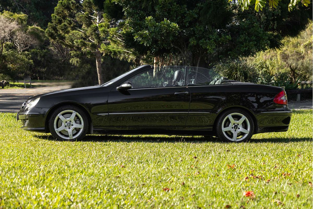2005 Mercedes-Benz CLK-Class CLK500 Avantgarde C209