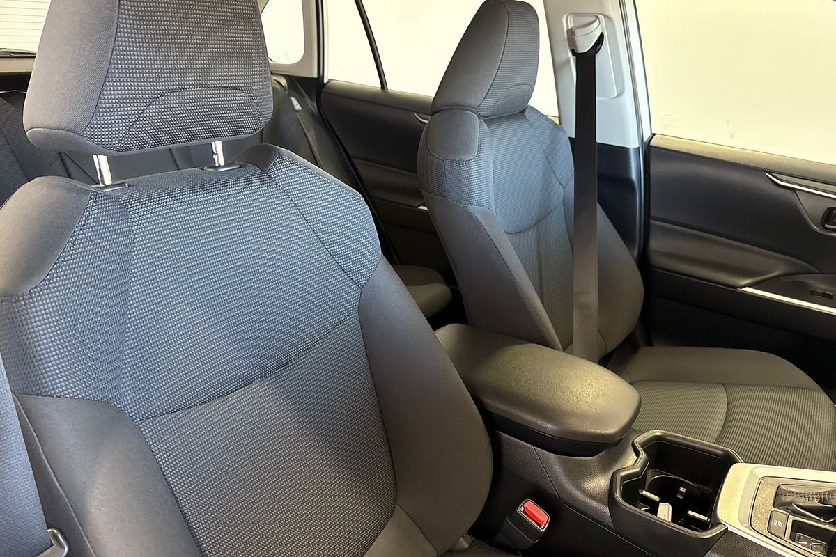 2025 Toyota RAV4 GX AXAH52R