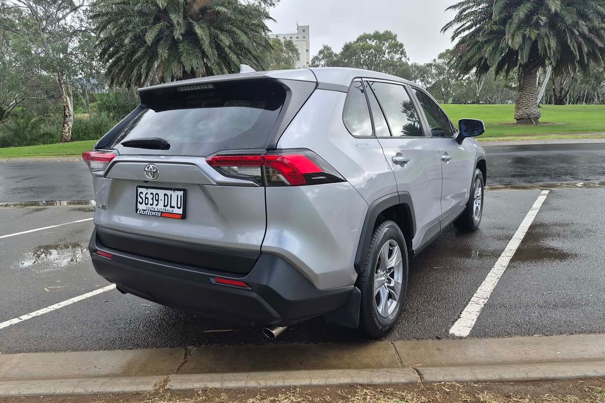 2022 Toyota RAV4 GX MXAA52R