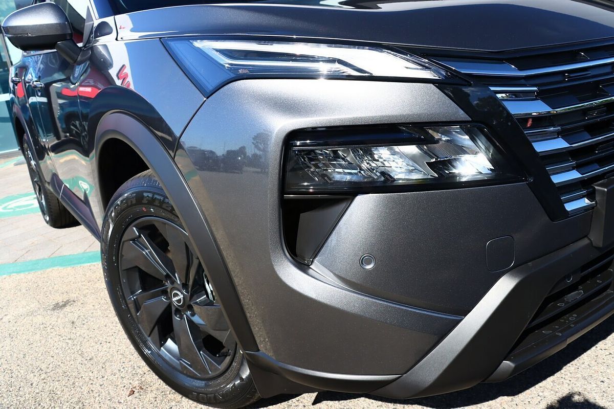 2026 Nissan X-TRAIL ST-L T33