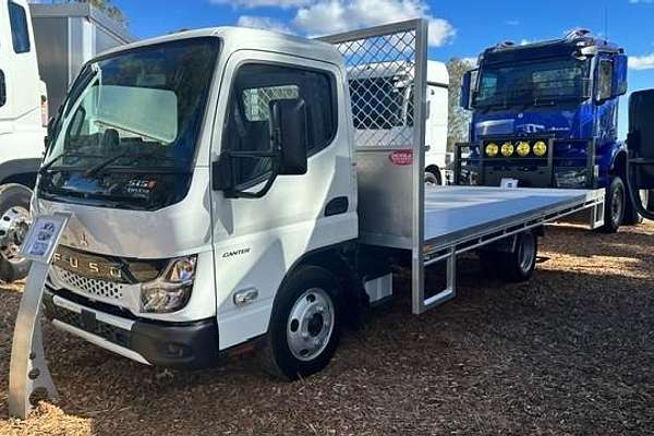 2025 Fuso Canter 515 4x2