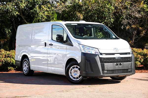 2025 Toyota Hiace GDH300R LWB