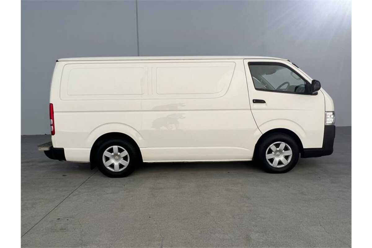 2016 Toyota HIACE LWB KDH201R MY16