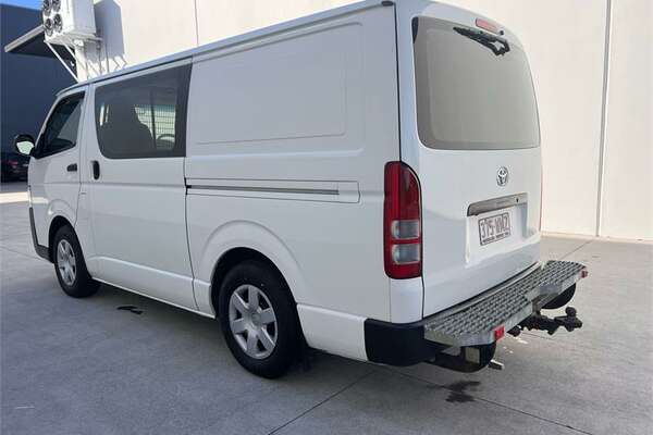 2016 Toyota HIACE LWB KDH201R MY16