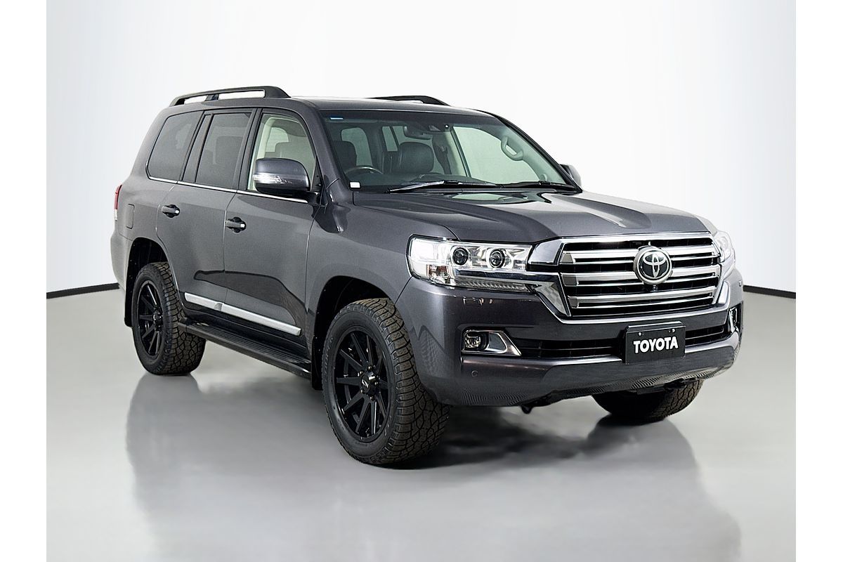 2021 Toyota Landcruiser Sahara VDJ200R