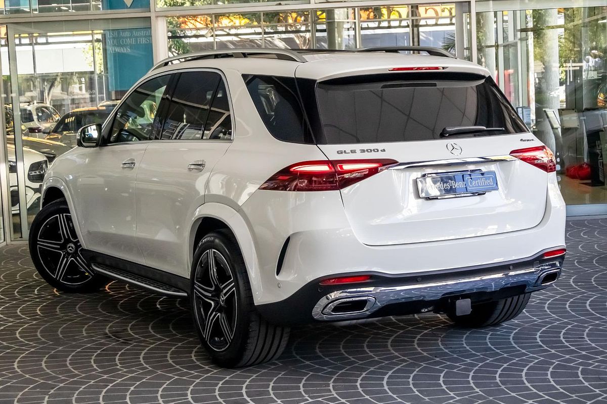 V167 805+055MY GLE300 d Editio n 7 WAG 9G 9sp