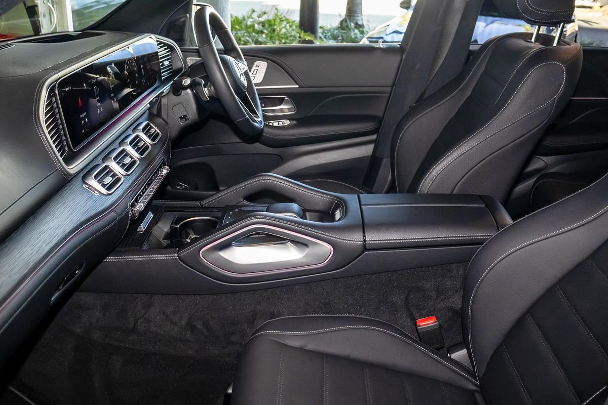 V167 805+055MY GLE300 d Editio n 7 WAG 9G 9sp