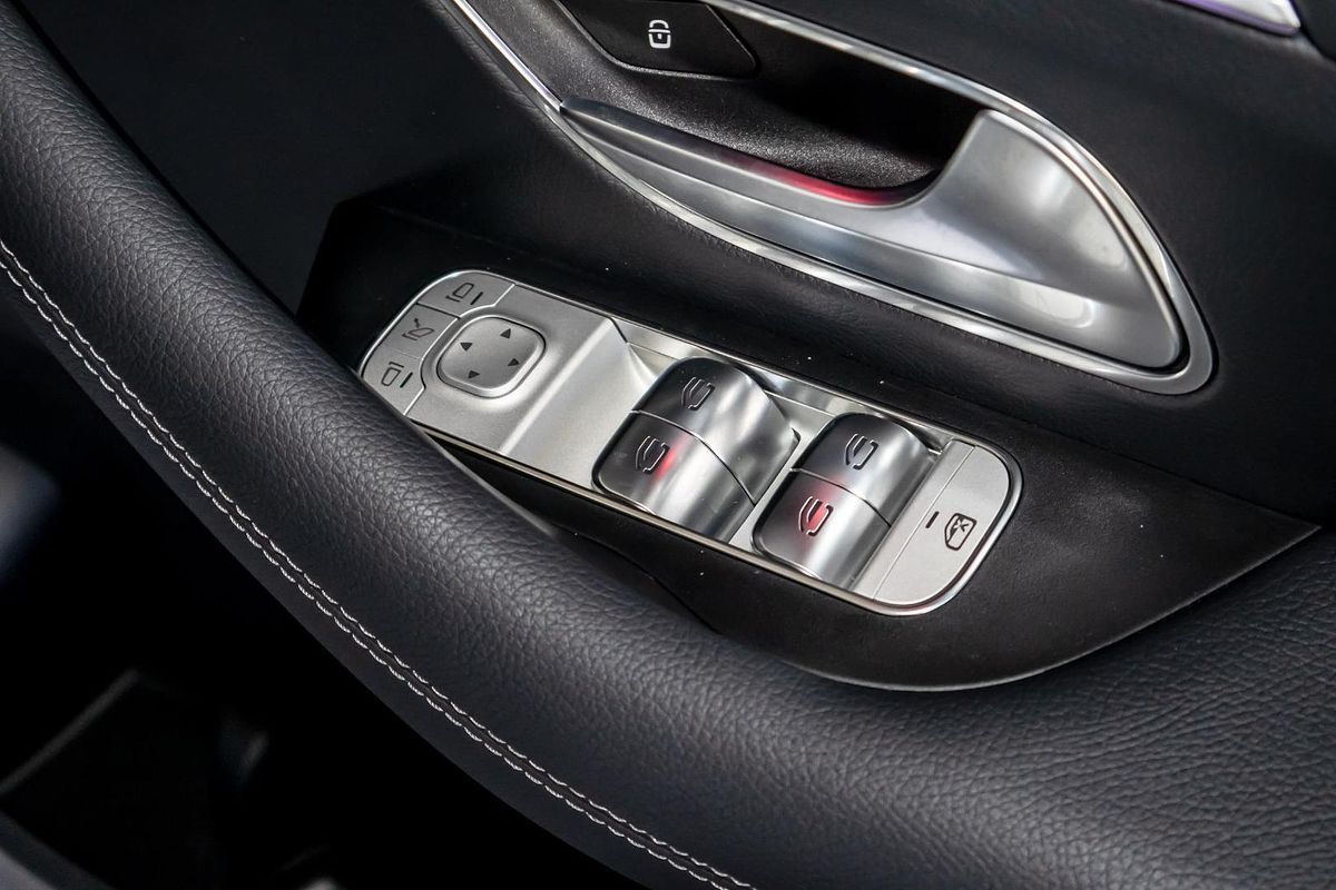 V167 805+055MY GLE300 d Editio n 7 WAG 9G 9sp