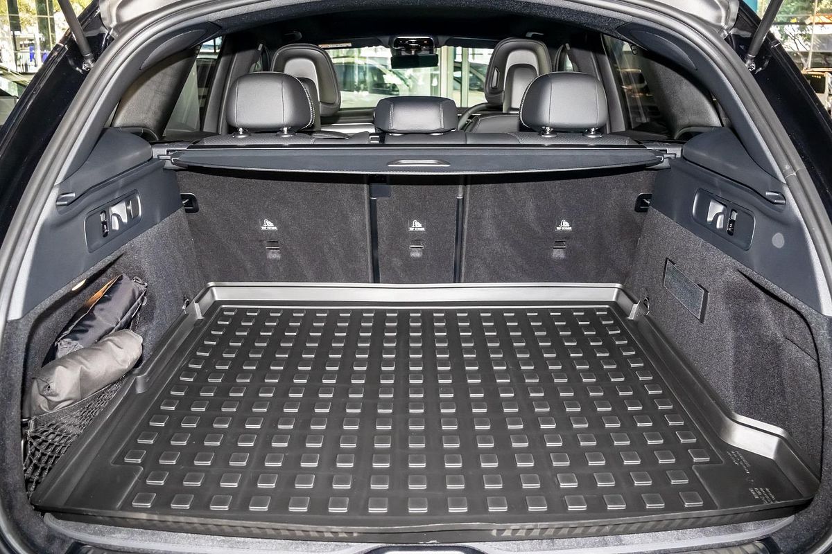 X254 806+056MY GLC300 WAG 9G 9 sp 2.0T/17kW
