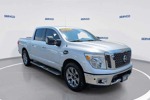 2017 Nissan Titan SV