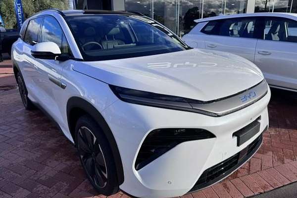 2026 BYD SEALION 8 Dynamic AWD