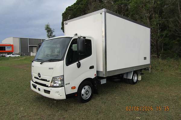 2023 Hino 300 Series 616 4x2 MWB