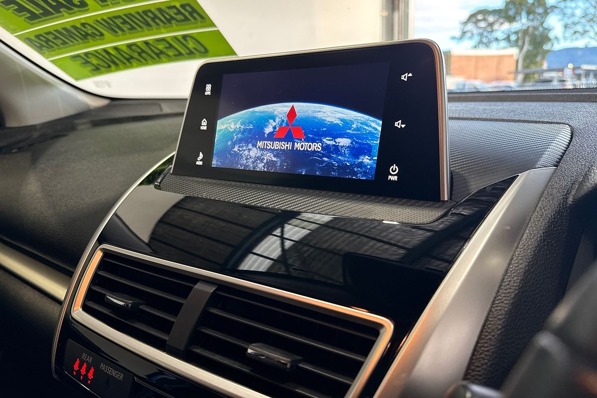 2018 Mitsubishi Eclipse Cross LS (2WD) YA