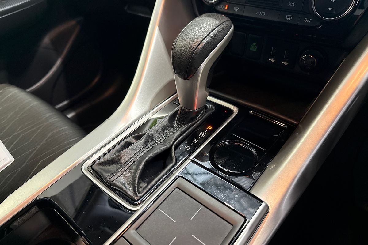 2018 Mitsubishi Eclipse Cross LS (2WD) YA