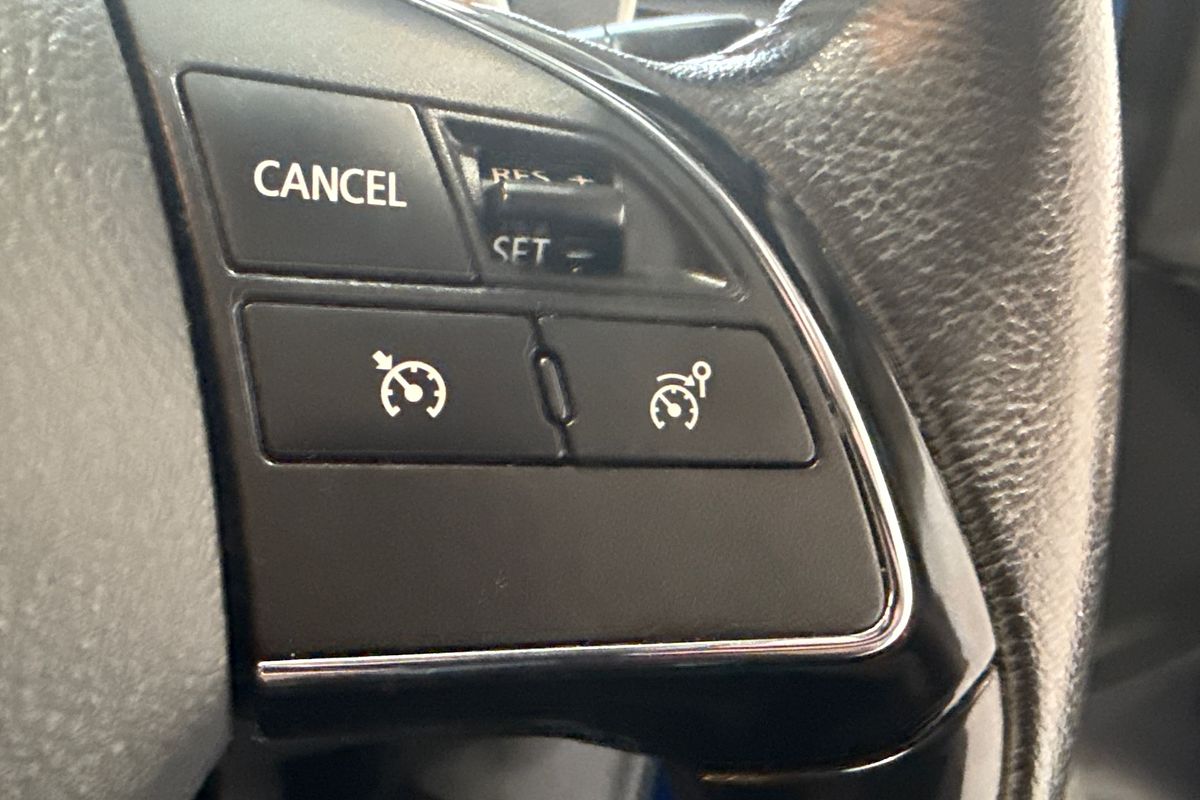 2018 Mitsubishi Eclipse Cross LS (2WD) YA