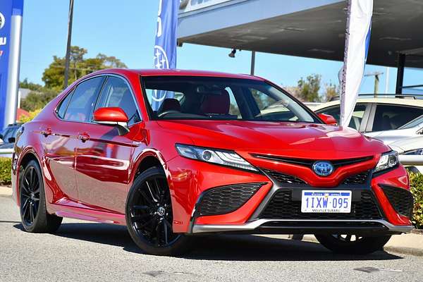 2021 Toyota Camry SX AXVH70R