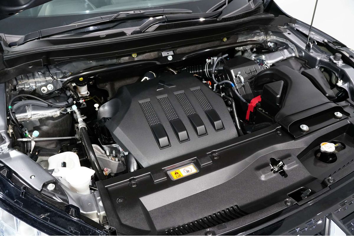 2022 Mitsubishi Eclipse Cross Exceed YB