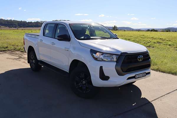 2023 Toyota Hilux SR GUN126R 4X4