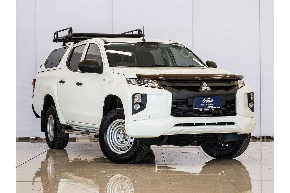 2020 Mitsubishi Triton GLX MR 4X4