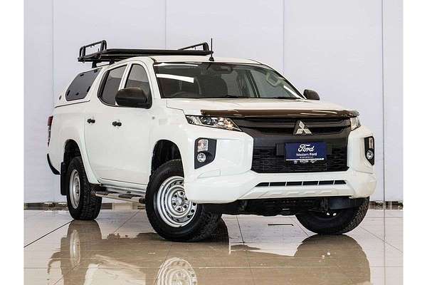 2020 Mitsubishi Triton GLX MR 4X4