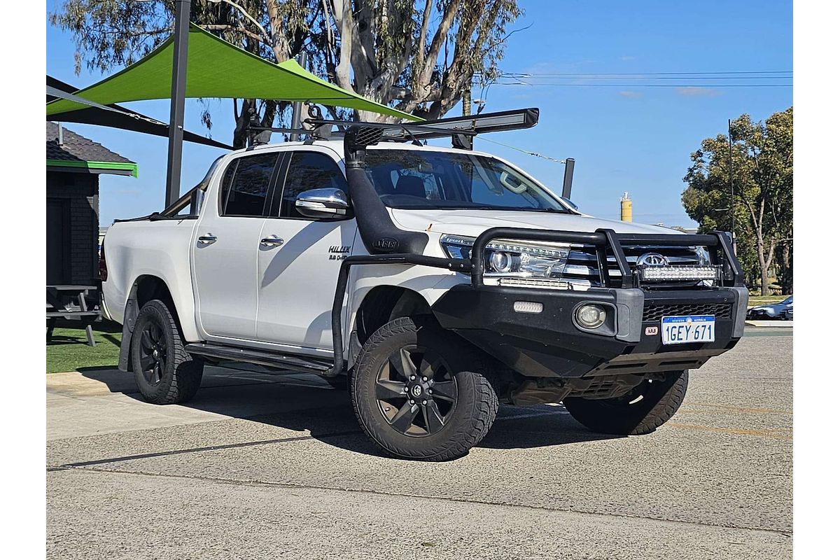 2015 Toyota Hilux SR5 GUN126R 4X4
