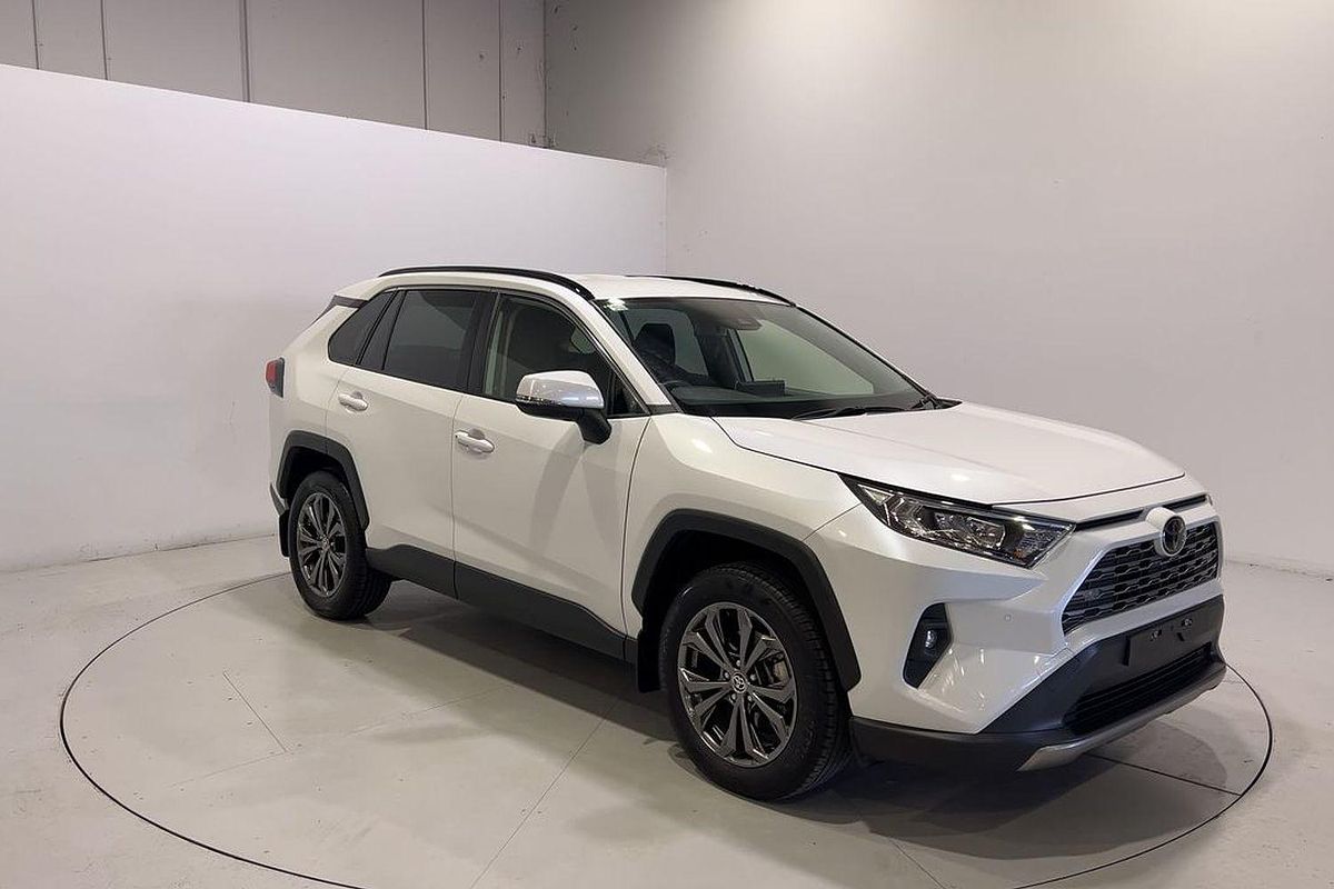 2024 Toyota RAV4 GXL MXAA52R