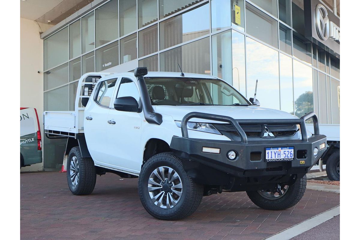 2022 Mitsubishi Triton GLX MR 4X4
