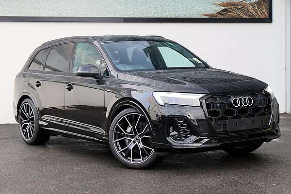 2025 Audi Q7 TFSI 250kW S line 4M