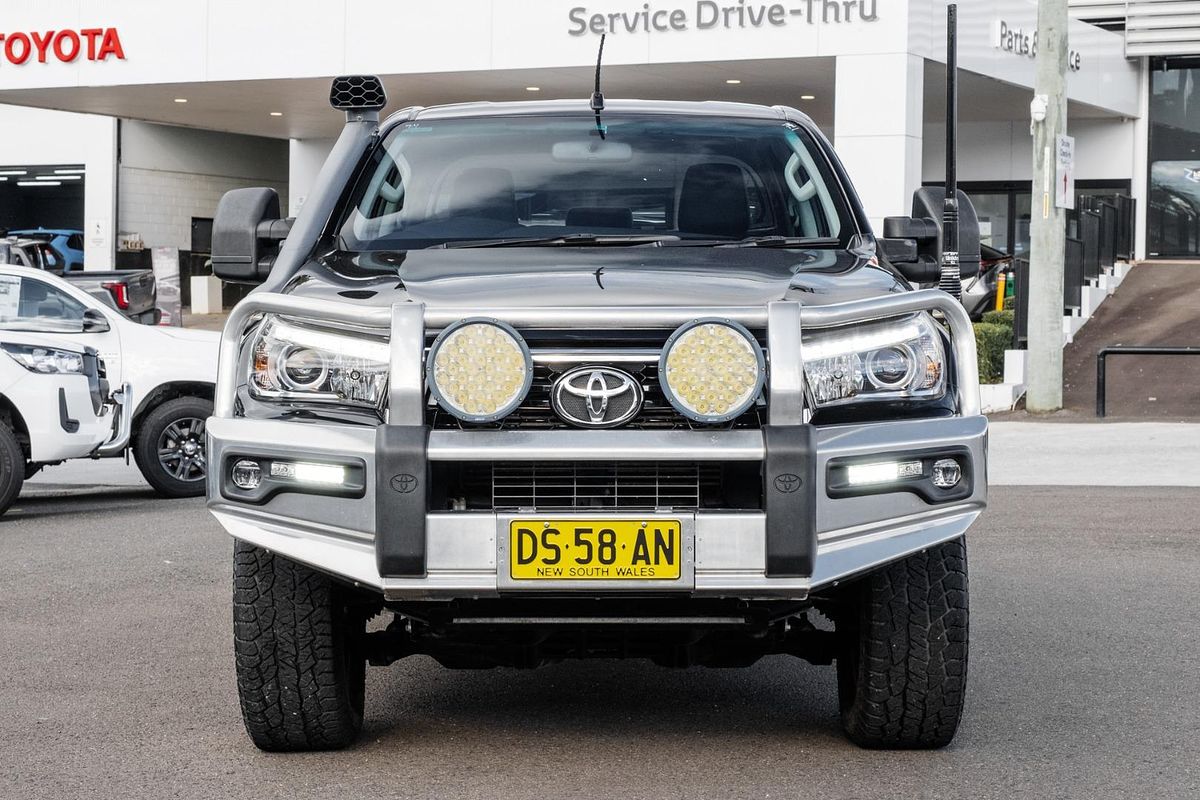2018 Toyota Hilux SR5 GUN126R 4X4