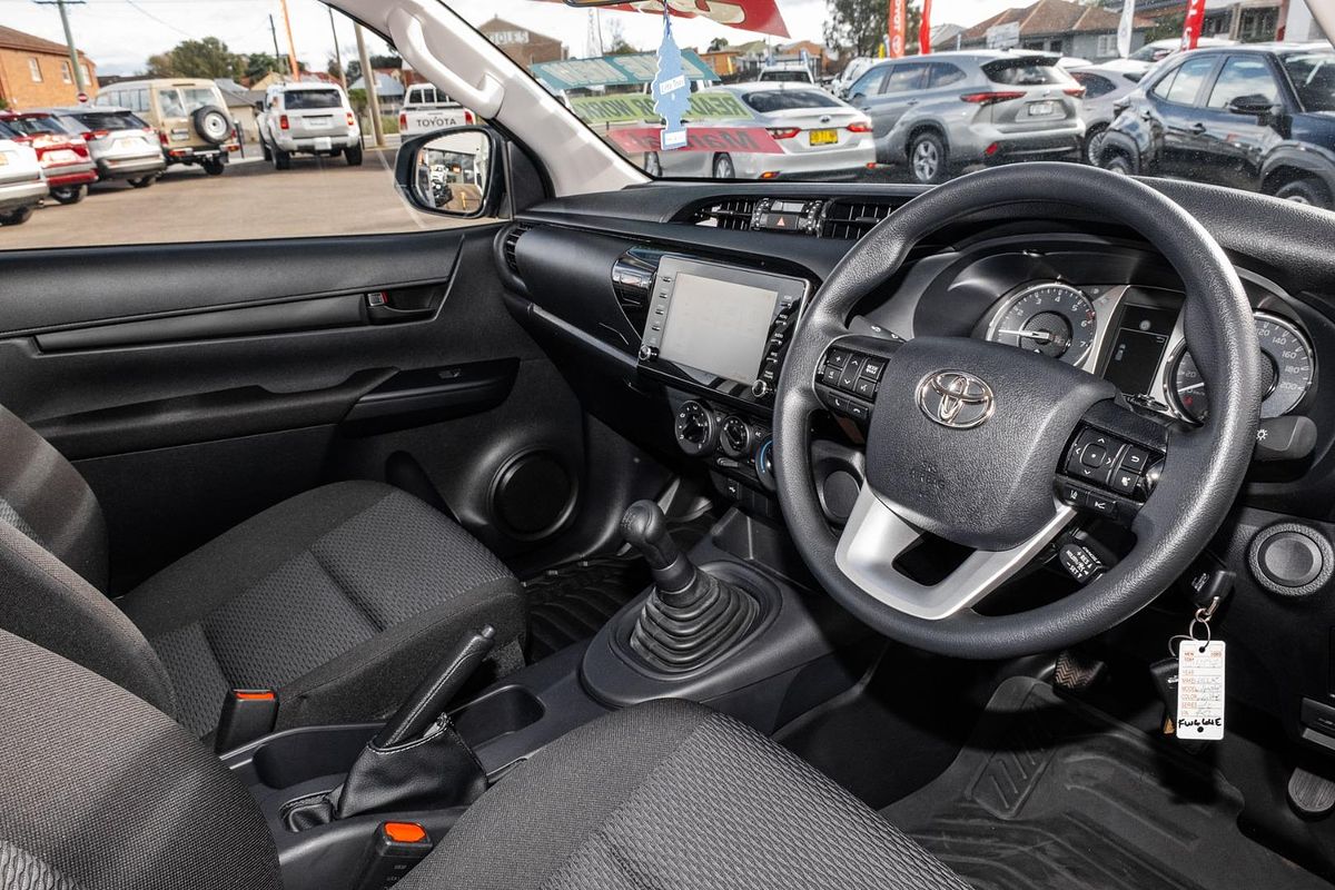 2025 Toyota Hilux Workmate TGN121R