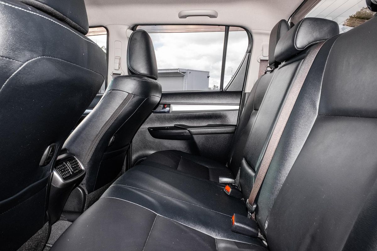 2018 Toyota Hilux SR5 GUN126R 4X4