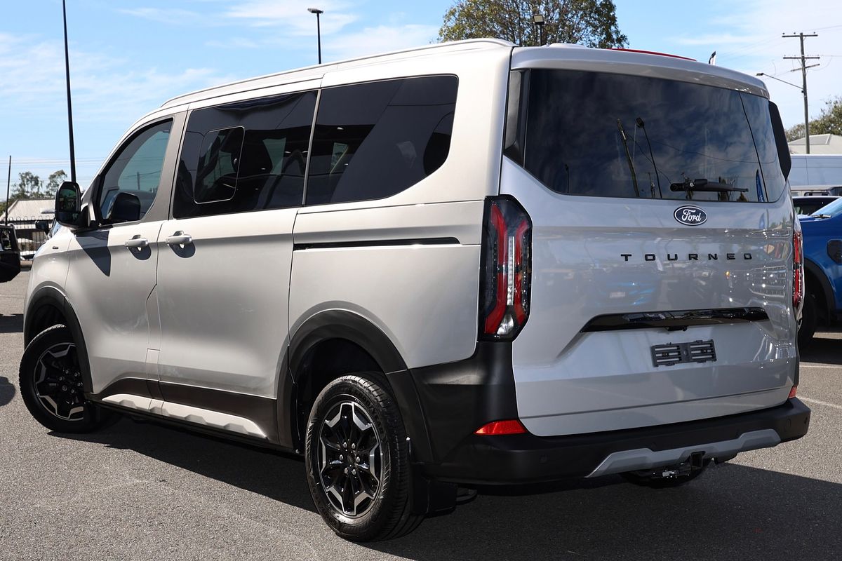 2024 Ford Tourneo Active AV SWB
