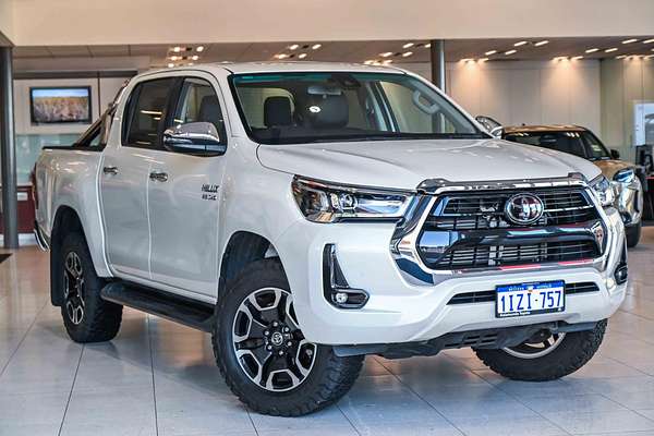 2022 Toyota Hilux SR5 GUN126R